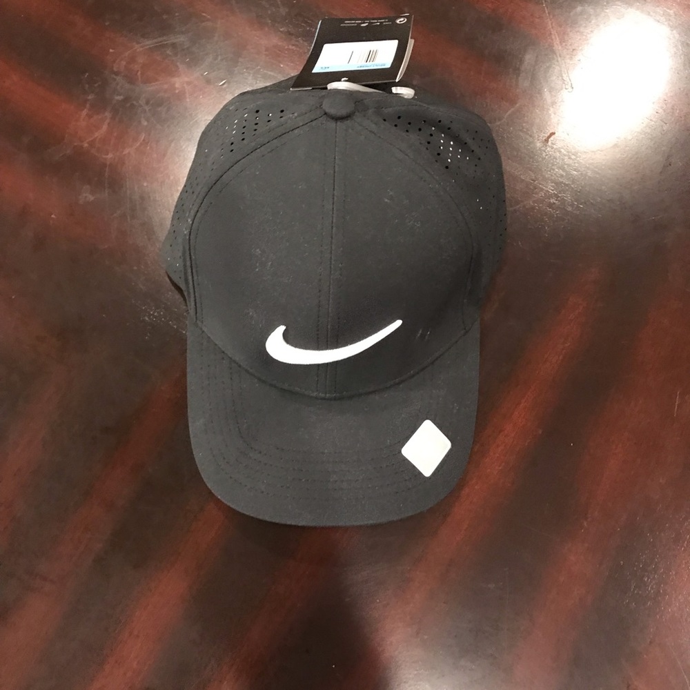 Nike Dri-Fit Golf hat M/L